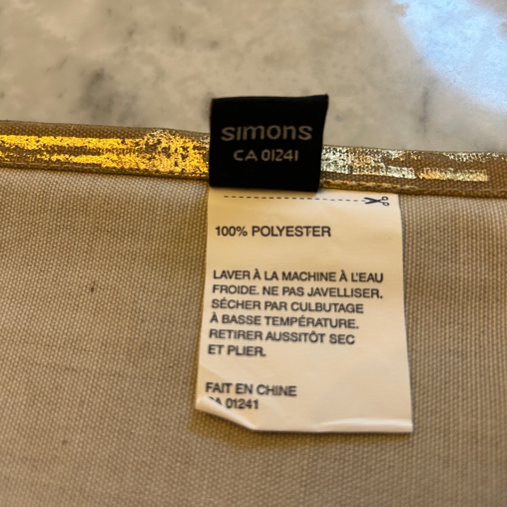 Table Runner by Simons - Picture 8 of 8